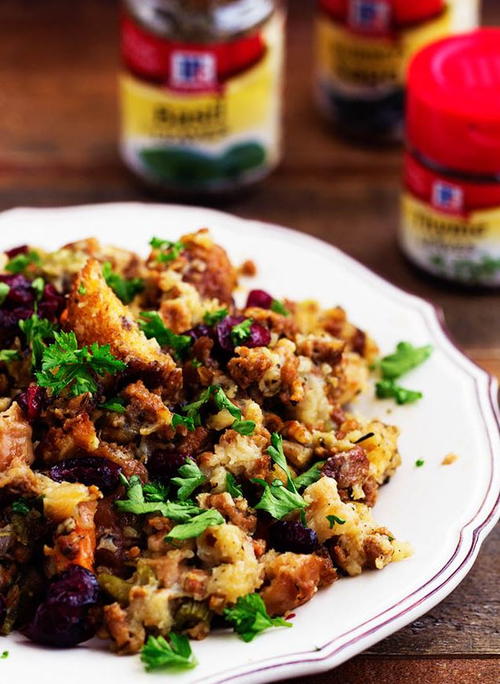 Slow Cooker Sausage Stuffing