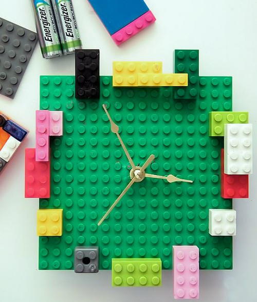 How to Make a Clock from Legos