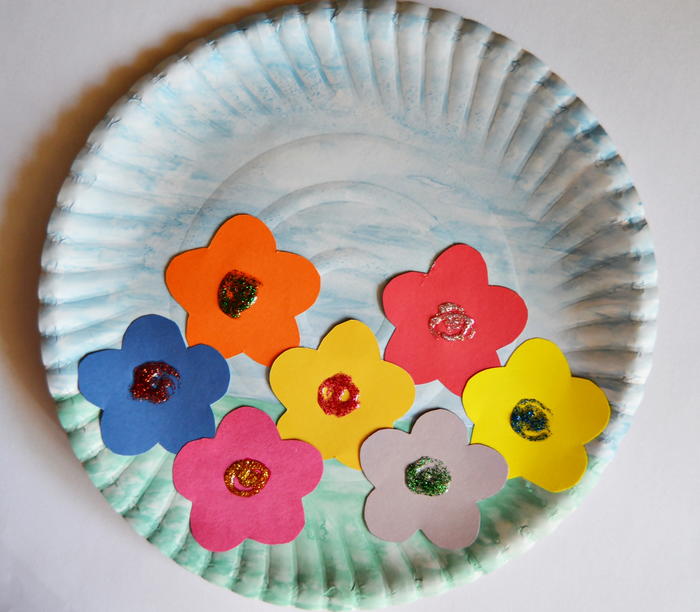 Paper Plate Spring Garden 