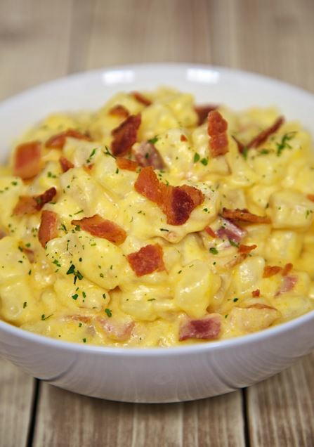 Slow Cooker Cheesy Potatoes with Bacon