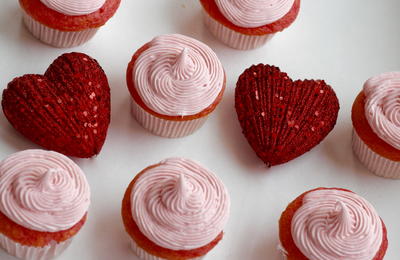 Three Ingredient Strawberry Cupcakes