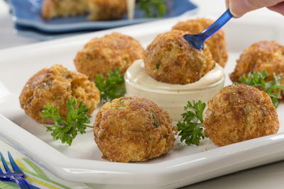 Cheesy Crab Poppers