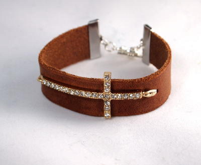 Simple Leather and Cross DIY Bracelet