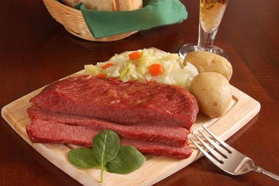 Easy Slow Cooker Corned Beef & Cabbage