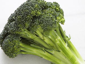  Broccoli Sautéed in Wine and Garlic