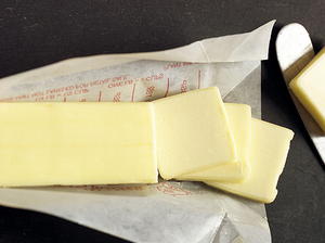 Breakfast Roll Cream Cheese Drizzle