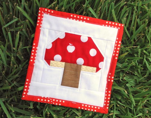 Tiny Toadstool Quilt Block Tutorial