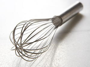 Pat's Wings of Fire with Horseradish Dipping Sauce