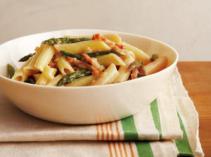 Penne with Asparagus and Prosciutto