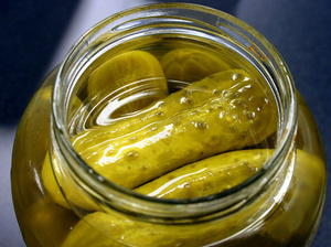 Long-Fermented Kosher Dill Pickles