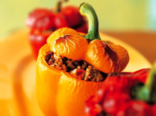 Bell Peppers Stuffed with Meat and Rice Bell Peppers Stuffed with Meat and Rice