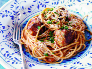 Spaghetti with Turkey Meatballs in Spicy Tomato Sauce