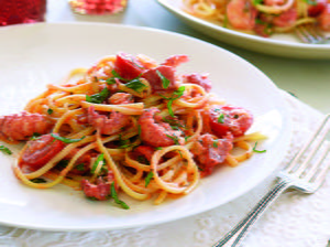 Creamy Langoustine Pasta with Fresh Tomato Sauce