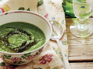 Pea, Pesto, and Arugula Soup 