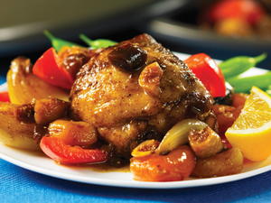 Chicken with Dried Fruit and Peppers