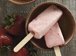 Strawberry Lassi Ice Pops