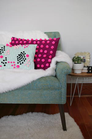 Perfect Pom Pom DIY Pillow