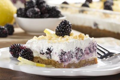 Creamy Crumbly Blackberry Bars