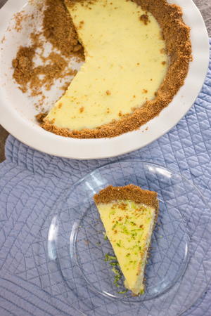 Heavenly Pioneer Woman-Style Key Lime Pie