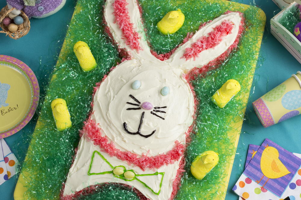 Easter cake with candy bark - FunCakes