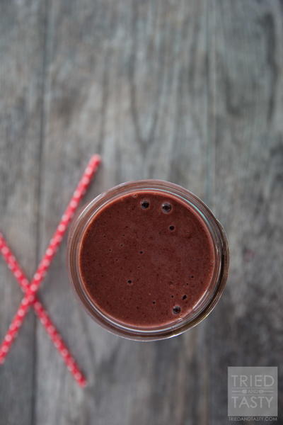 Healthy Red Velvet Smoothie