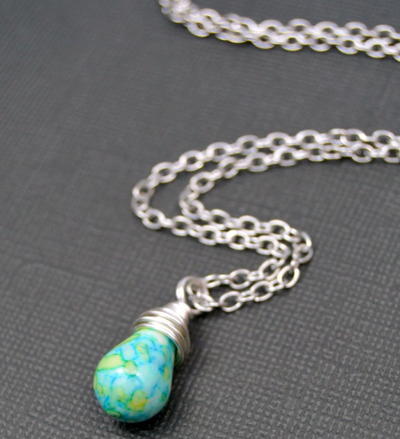 How to Make a Wire Wrapped Bead Pendant