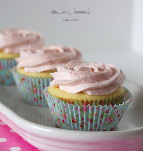 Elegant Strawberry Lemonade Cupcakes