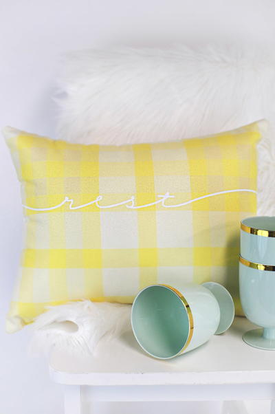 Spring Outdoor Pillow Pattern