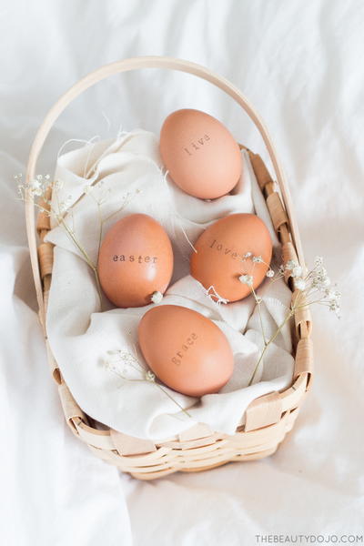Cute DIY Stamped Easter Eggs