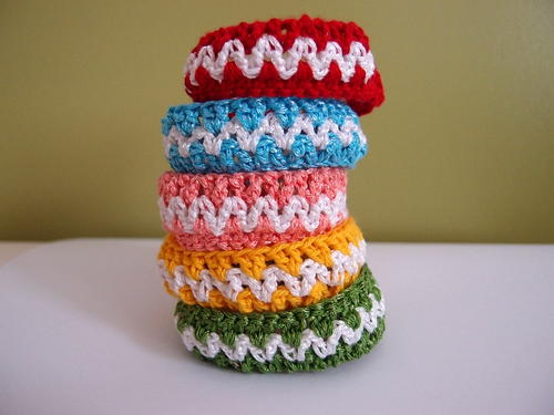 Zigzag bracelet allfreecrochetcom Zigzag bracelet allfreecrochetcom