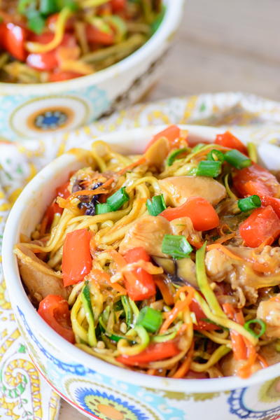 Honey Sriracha Chicken Zoodle