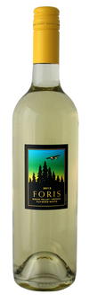 Foris Fly Over White 2013