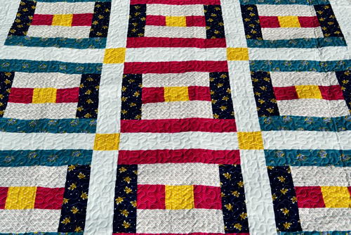 Patriotic Courthouse Steps Quilt Block