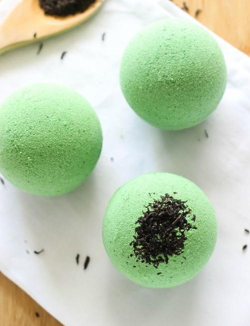 Green Tea DIY Bath Bombs