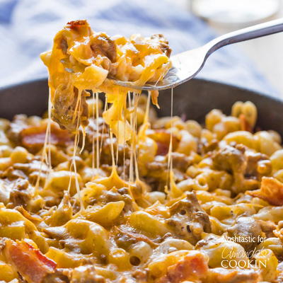 30-Minute Bacon Cheeseburger Pasta Skillet