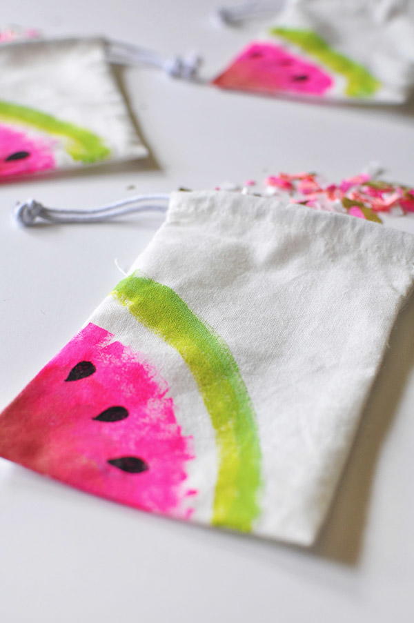 Juicy Watermelon DIY Bag | FaveCrafts.com