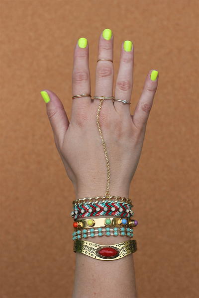 Friendship Bracelet DIY Hand Jewelry