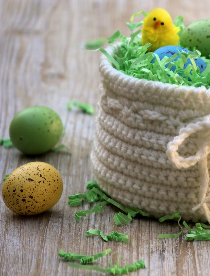 Cute Crochet Easter Basket | FaveCrafts.com