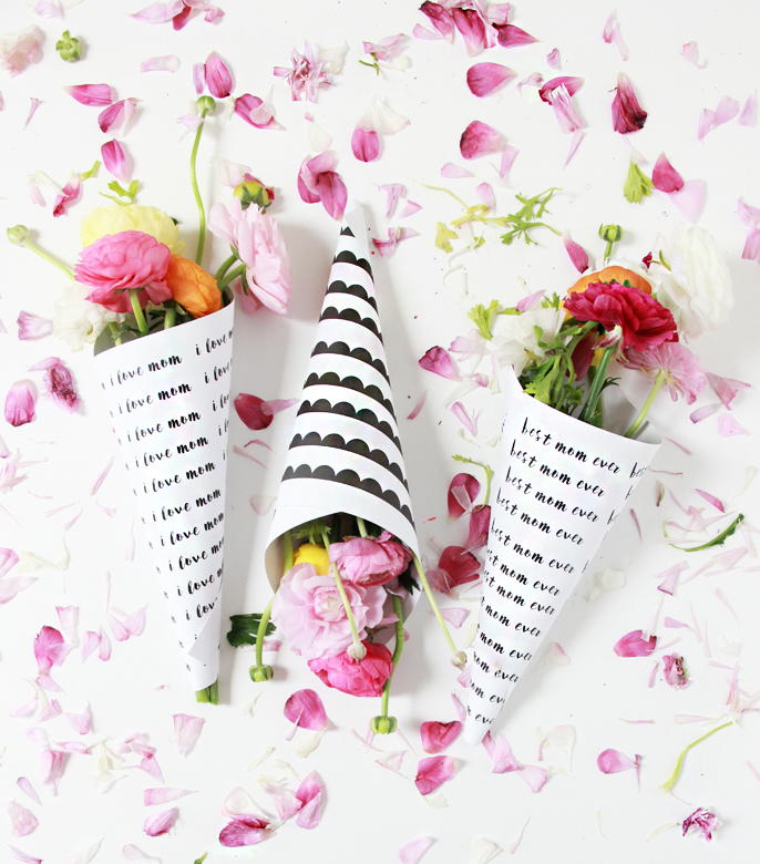 Free Printable Flower Bouquets for Mother's Day | AllFreeHolidayCrafts.com