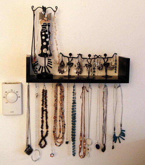 Wall-Mounted DIY Jewelry Shelf Organizer