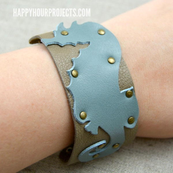 Summer Seahorse Cuff