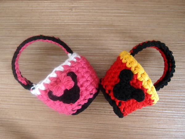 Minnie Mouse Crochet Bag Tutorial // 