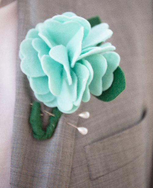 No Sew DIY Boutonniere