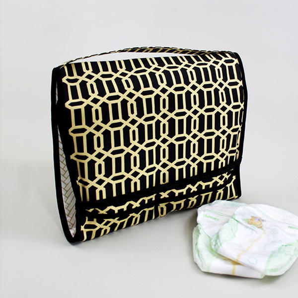 On-the-Go Changing Pad & Diaper Caddy_1
