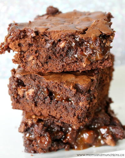 Irresistible Chocolate Caramel Brownies