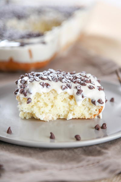 Cannoli Cake With Cannoli Cream Frosting