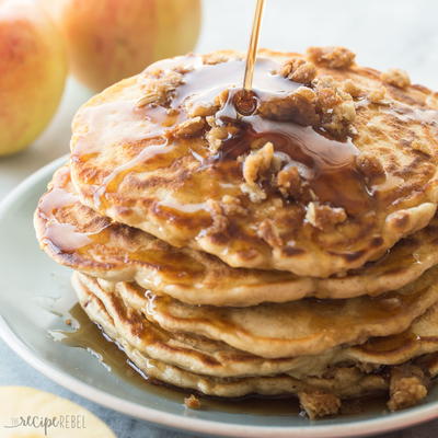 Apple Crisp Pancakes