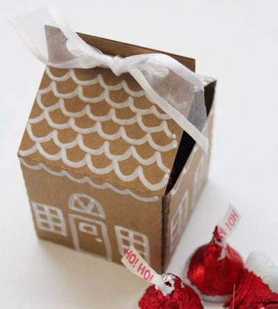 Paper Gingerbread House Candy Box