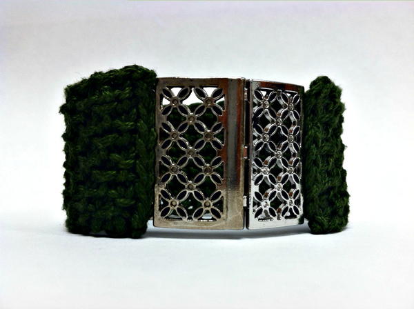 Tunisian Cuff with Video Tutorial