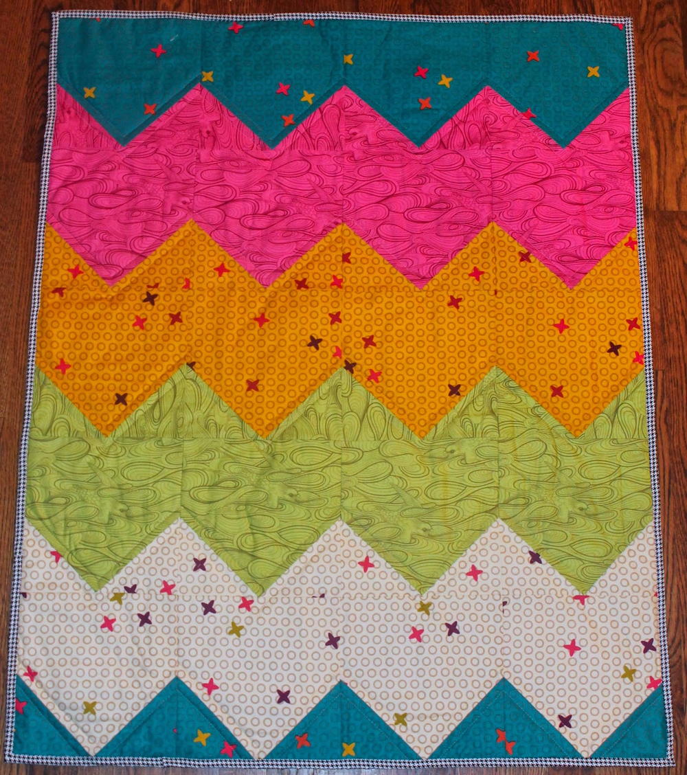 Easiest Chevron Quilt Pattern Ever | FaveQuilts.com